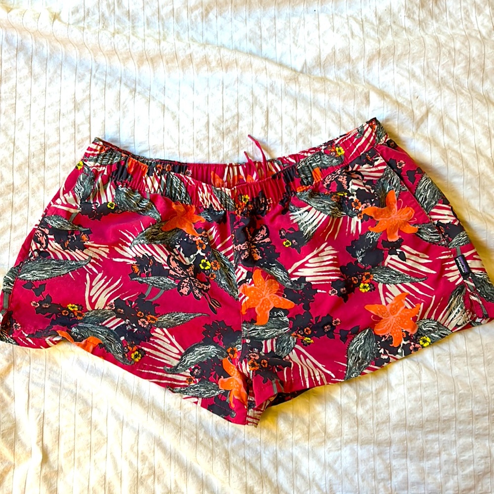 Patagonia barely baggy shorts